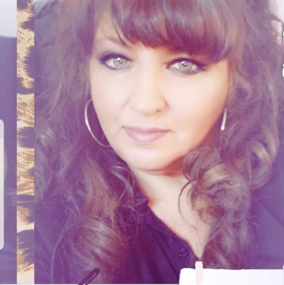 cindyholst6851